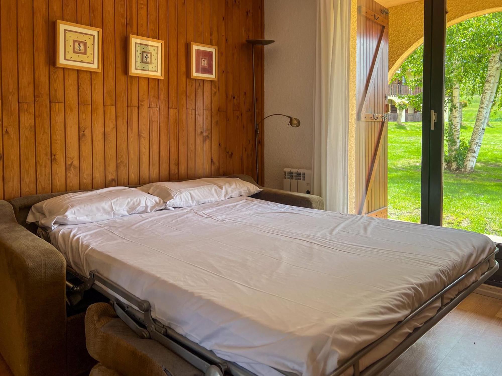 Val De Llous II 39 Lägenhet Sainte-Léocadie Exteriör bild